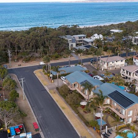 Beachfront Apartments Меримбула Екстер'єр фото